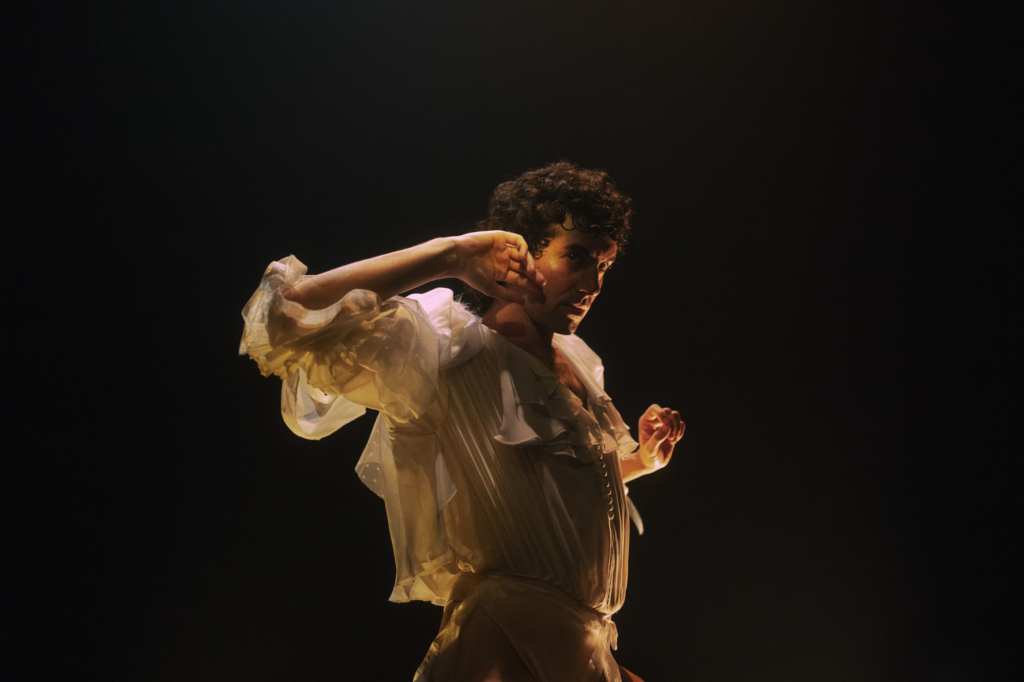 ballarí Alberto Cortés espectacle grec 2023